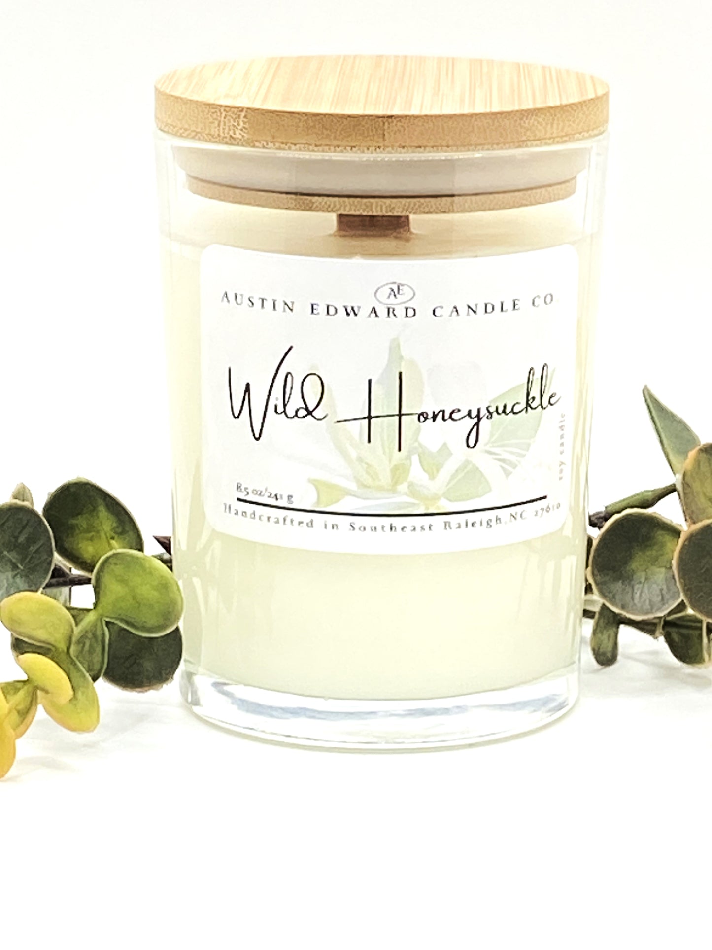 Wild Honeysuckle Handlemade Coconut Soy Wooden Wick 8oz Candle